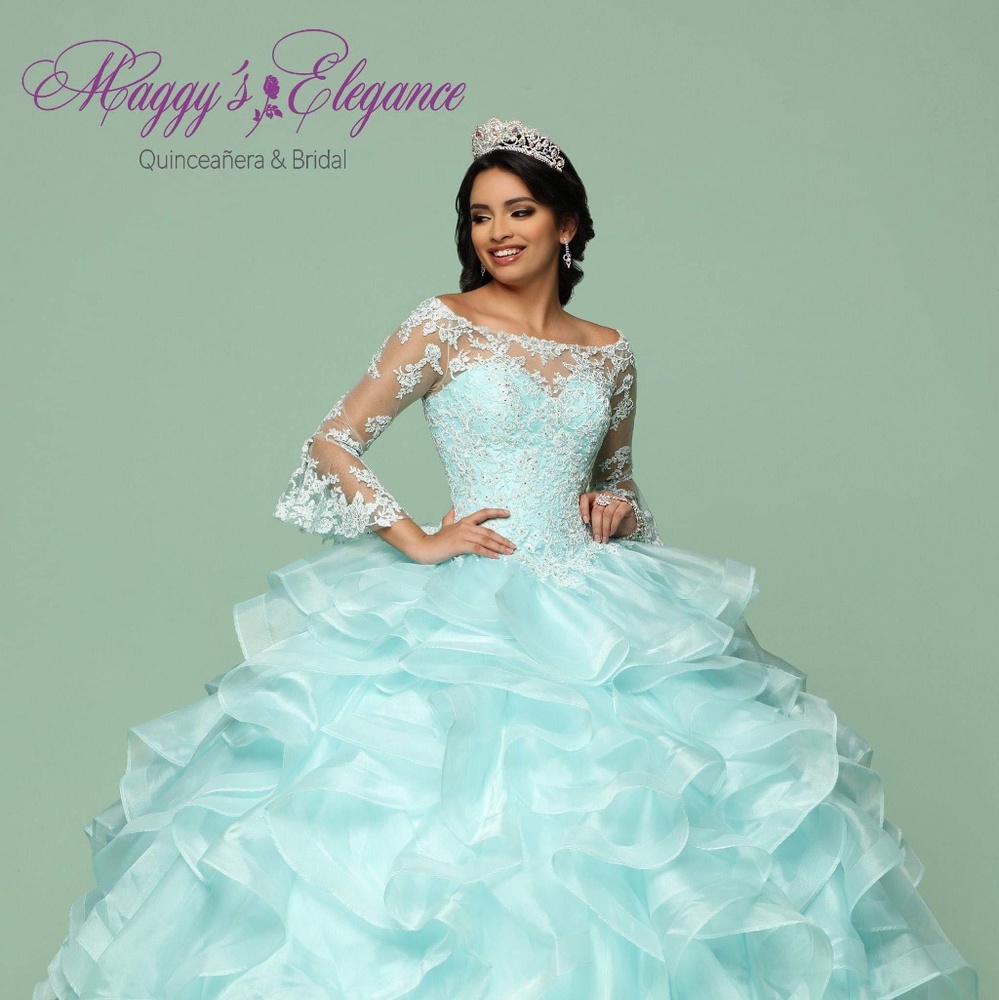 Quinceañera Dress Q by Davinci